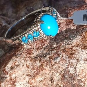 ATTRACTIVE TURQUOISE RING